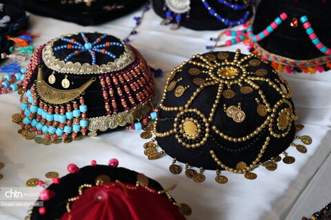 خانه کُرد سنندج میزبان نمایشگاه صنایع‌دستی ویژه شب چله شد