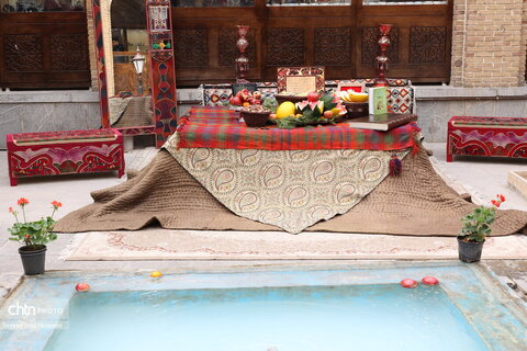 خانه کُرد سنندج میزبان نمایشگاه صنایع‌دستی ویژه شب چله شد