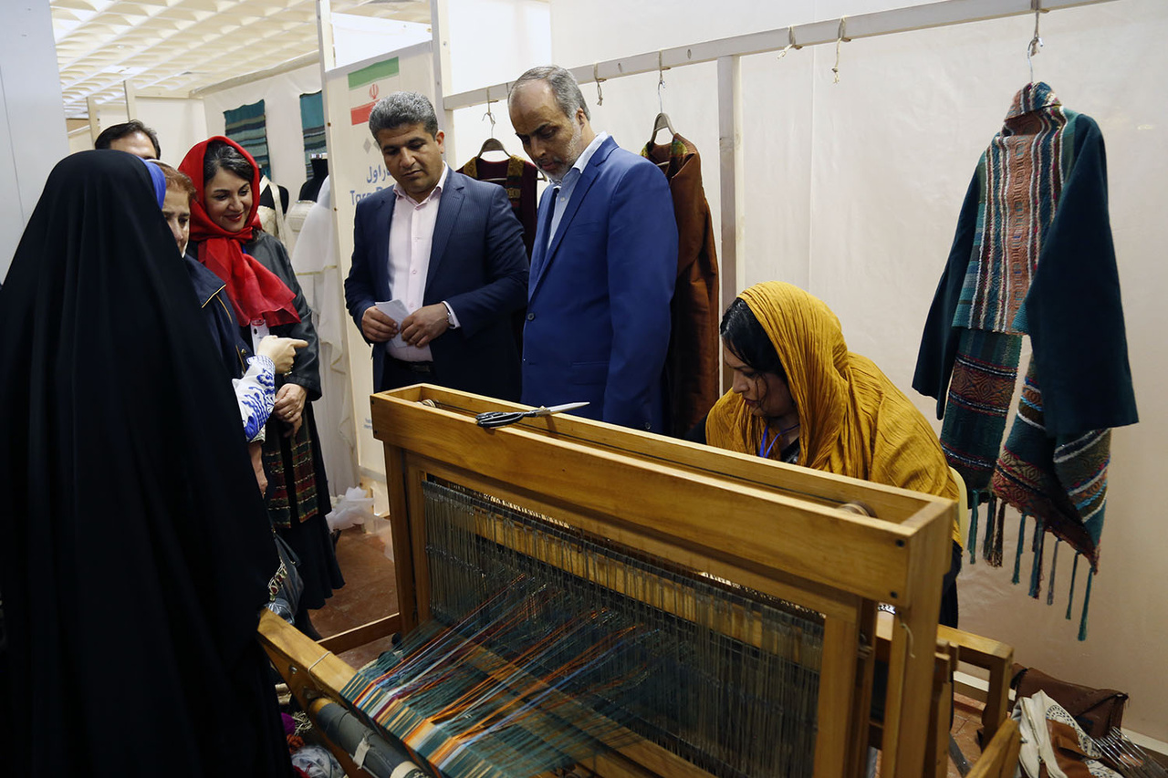 وقتی شهرت، دست به دست هنر میدهد/ سلبریتیها و بازگشت به صنایعدستی ایرانی