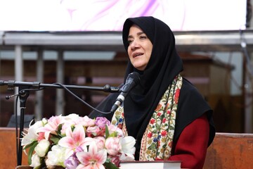 نقش مولد زنان در حفظ خلاقیت و توسعه صنایع دستی  ایرانی-اسلامی