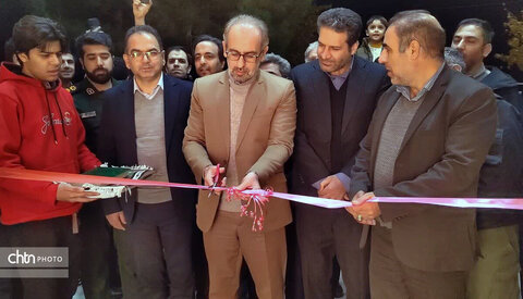 نمایشگاه عرضه محصولات خانگی و محلی شهرستان جعفرآباد گشایش یافت