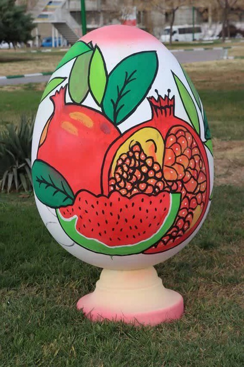 نصب المان‌های یلدایی در میادین و معابر شهر قرچک