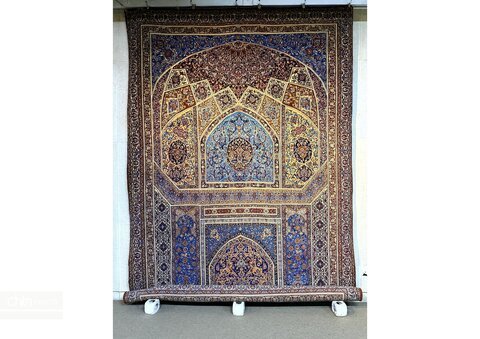 موزه فرش ایران؛ جایی که تار و پود به سخن می‌آیند