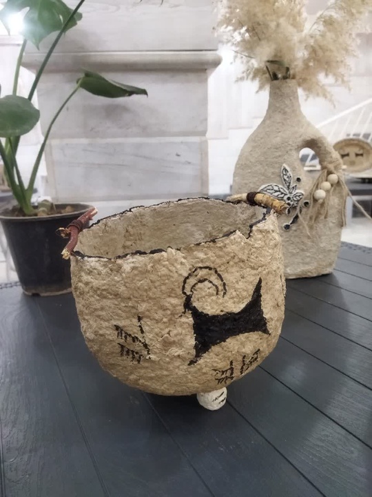 بازدید فرماندار و مسئولان استانی از نخستین نمایشگاه پاپیه ماشه در محلات