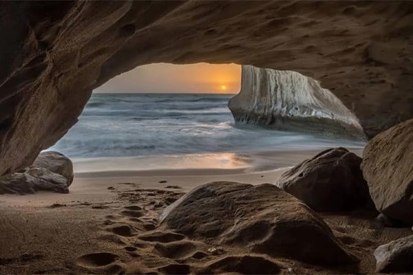 نقش اینفلوئنسر مارکتینگ و اصحاب رسانه در توسعه گردشگری استان بوشهر با تمرکز
بر کشورهای حاشیه خلیج فارس - GCC