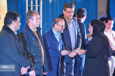 یلدای صنایع‌دستی یزد؛ شبِ پاسداشت هنرهای اصیل و تجلیل از دارندگان مهر اصالت ملی