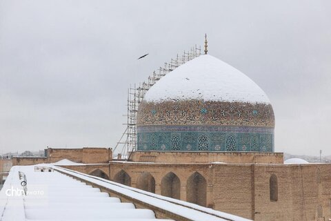 اولین بارش برف در مجموعه جهانی میدان امام (ره)(نقش جهان)