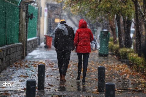 اولین بارش برف در مجموعه جهانی میدان امام (ره)(نقش جهان)