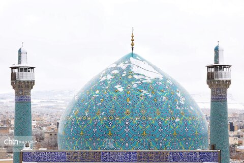 اولین بارش برف در مجموعه جهانی میدان امام (ره)(نقش جهان)