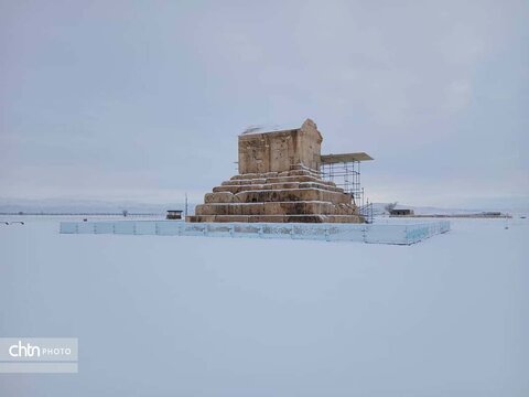 پاسارگاد برفی