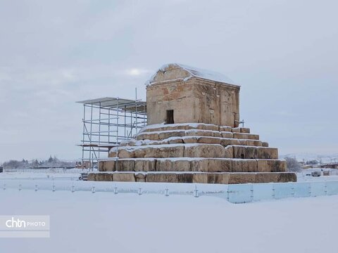 پاسارگاد برفی