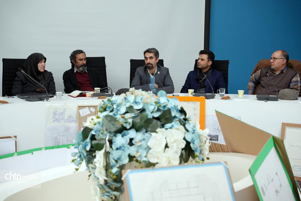 پنل تخصصی چالش‌های احیاء بناهای تاریخی از طریق مشارکت مردمی