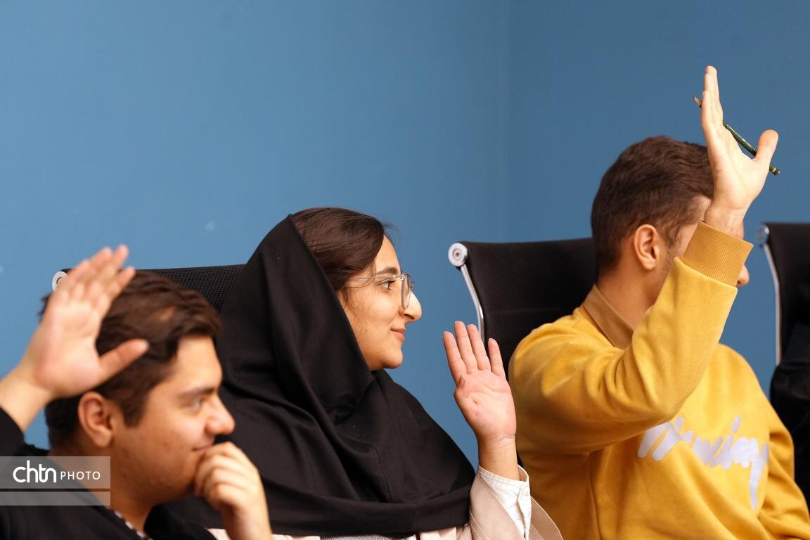 پنل تخصصی چالش‌های احیاء بناهای تاریخی از طریق مشارکت مردمی