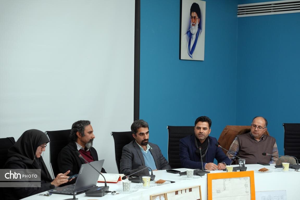پنل تخصصی چالش‌های احیاء بناهای تاریخی از طریق مشارکت مردمی