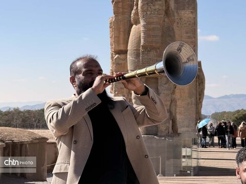 یلدا در تخت جمشید