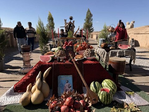 یلدا در تخت جمشید