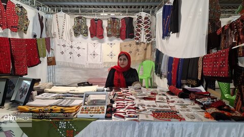 افتتاحیه نمایشگاه ملی صنایع دستی در بندرعباس