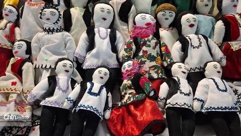 افتتاحیه نمایشگاه ملی صنایع دستی در بندرعباس