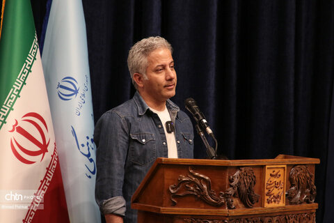 همایش هفتاد سال نغمه(رونمایی از مجموعه ارزشمند سازهای دهه های 40 و 50 در گنجینه پژوهشکده هنرهای ملی)