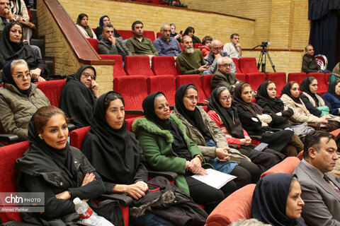 همایش هفتاد سال نغمه(رونمایی از مجموعه ارزشمند سازهای دهه های 40 و 50 در گنجینه پژوهشکده هنرهای ملی)