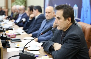 ایران با تمدن کهن نباید در گمنامی بماند / عشق به ایران باید نهادینه شود