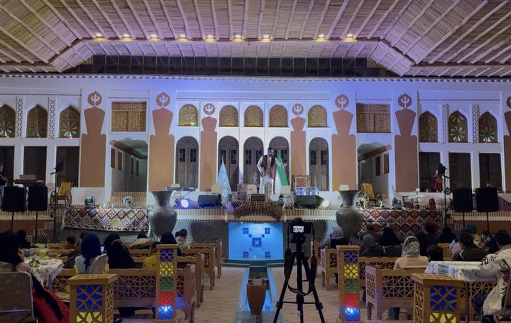 «یلدای مهربانی» در عمارت خیل‌خان؛ شب چله به روایت همدلی و میراث کهن در مهدی‌شهر