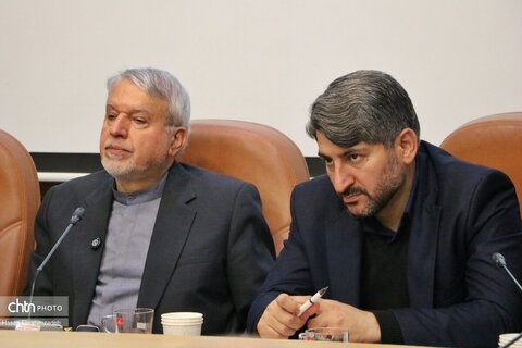 نشست هم‌اندیشی تخصصی اعضای هیات علمی دانشگاه مازندران با وزیر میراث‌فرهنگی