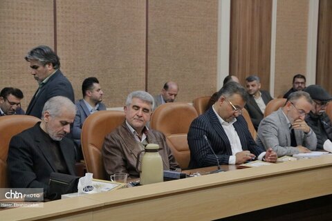 نشست هم‌اندیشی تخصصی اعضای هیات علمی دانشگاه مازندران با وزیر میراث‌فرهنگی