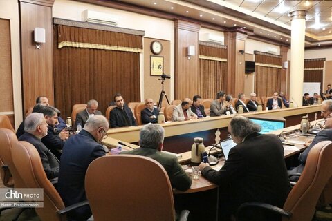 نشست هم‌اندیشی تخصصی اعضای هیات علمی دانشگاه مازندران با وزیر میراث‌فرهنگی