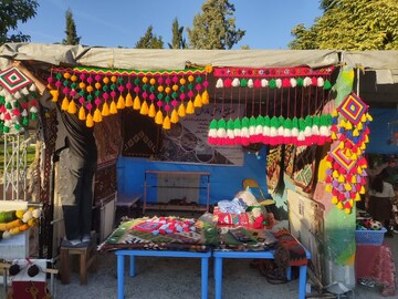 گرامی‌داشت روز کازرون با برگزاری نمایشگاه صنایع‌دستی و غذاهای سنتی