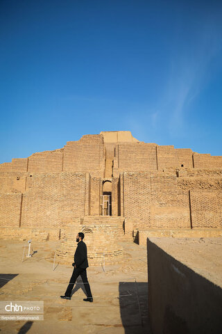 گشت خبرنگان داخلی و خارجی در محوطه میراث جهانی چغازنبیل