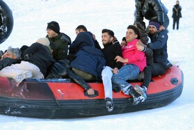 تفریحات زمستانی در پیست اسکی بارده