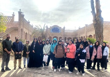 بازدید دانش‌آموزان دبیرستان دخترانه سما از جاذبه‌های گردشگری ورامین