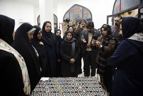 بازدید معاون رئیس جمهور در امور زنان و خانواده از بازار هنر شیراز