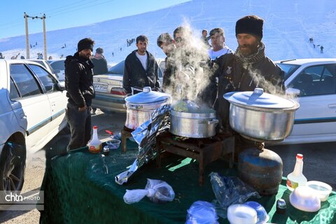 تفریحات زمستانی در پیست اسکی بارده