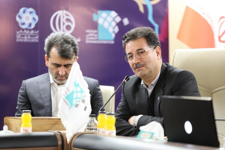 رونمایی از کتاب مردم‌شناسی/ نمایشگاه تخصصی فناوری‌های سبز و انرژی پاک افتتاح شد