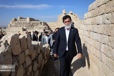 بازدید مدیر کل میراث فرهنگی فارس از میراث جهانی بیشاپور و تنگ چوگان