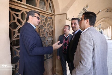 بازدید معاون عمرانی استاندار از پروژه‌های مرمتی بافت تاریخی یزد