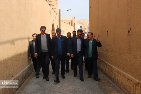 نظارت میدانی استاندار یزد بر طرح‌های فرهنگی، تاریخی و گردشگری