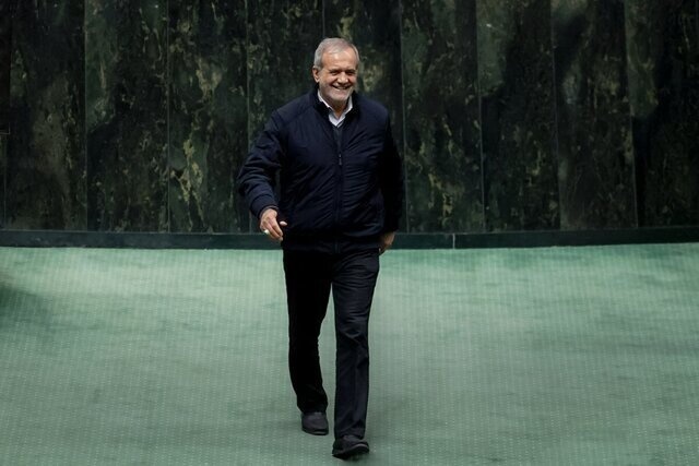 رئیس جمهوری به مجلس رفت