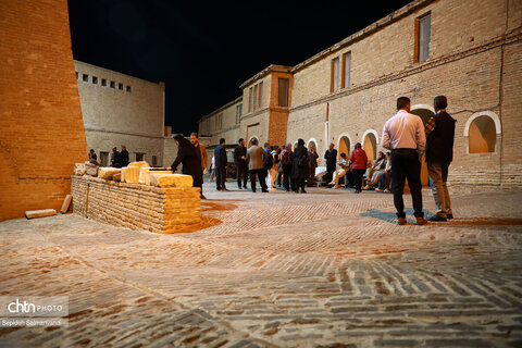 گشت خبرنگاران داخلی و خارجی در قلعه و موزه شوش