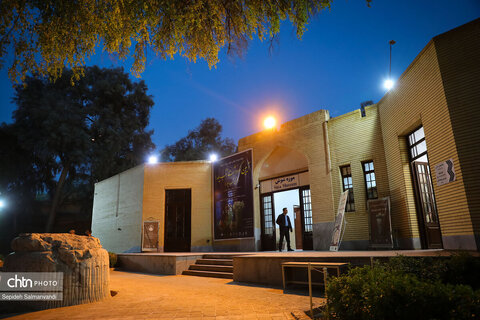 گشت خبرنگاران داخلی و خارجی در قلعه و موزه شوش