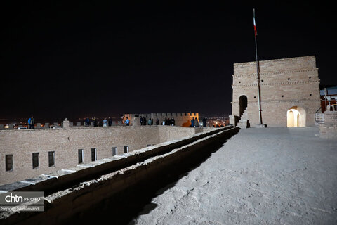 گشت خبرنگاران داخلی و خارجی در قلعه و موزه شوش