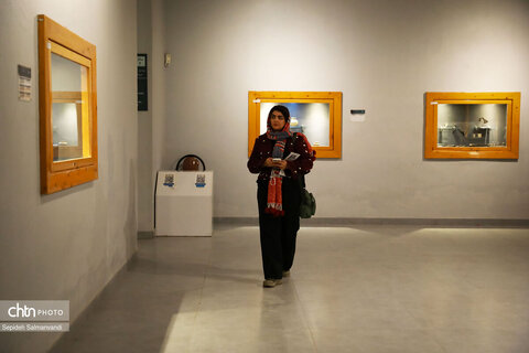 گشت خبرنگاران داخلی و خارجی در قلعه و موزه شوش