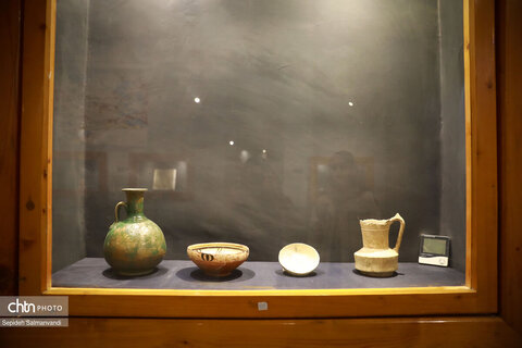 گشت خبرنگاران داخلی و خارجی در قلعه و موزه شوش