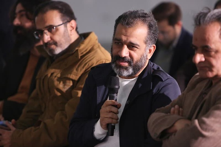 هنر مدرن به‌صورت بی‌رحمانه هنر اصیل نقالی را می‌بلعد