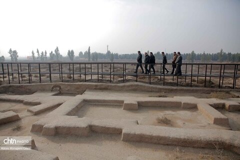 بازدید مدیرکل امور پایگاه‌های میراث‌ملی وزارت میراث‌فرهنگی از آثار تاریخی قم