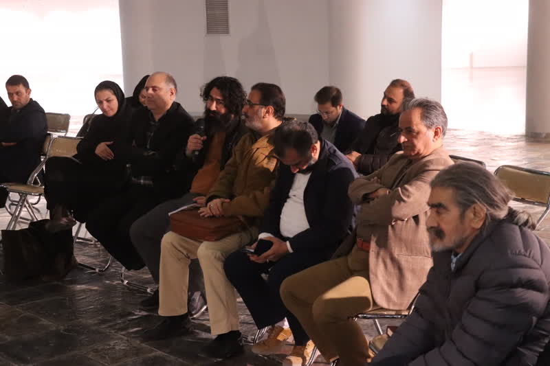 هنر مدرن به‌صورت بی‌رحمانه هنر اصیل نقالی را می‌بلعد