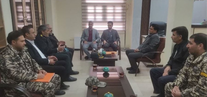 نشست مسئولان یگان‌های حفاظت میراث‌فرهنگی و راه و شهرسازی با رئیس دادگستری و دادستان شهرستان سرایان برگزار شد