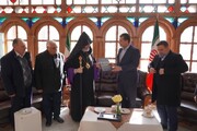 قدردانی اسقف اعظم خلیفه‌گری ارامنه کل آذربایجان از مدیرکل میراث‌فرهنگی آذربایجان غربی